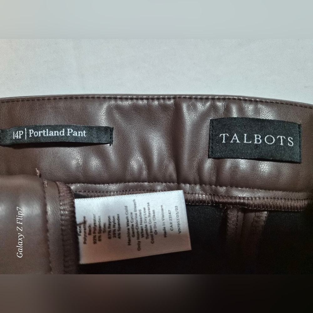 Talbots Brown Faux Leather Portland Pants Ankle Skinny Leg Size 14P - Picture 2 of 10
